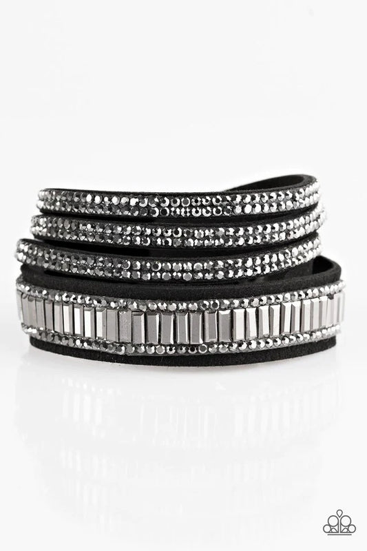 Just In SHOWTIME - Black Bracelet